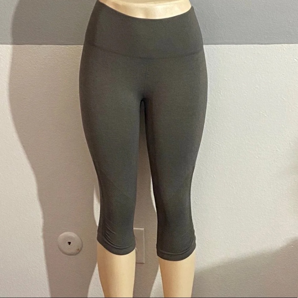 Lululemon Leggings size 6